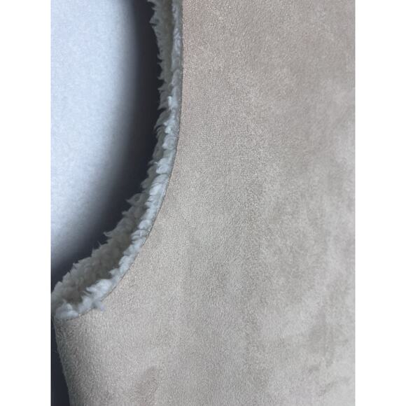 Amanda Charles Women's Faux Suede Fleece Lined Open Front Vest Size Large Tan - Picture 9 of 9